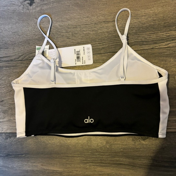 Alo Yoga Airlift Car Club sports bra Size Large NWT - Picture 5 of 9